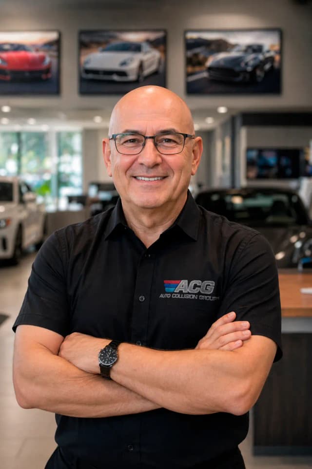 Integrante del equipo de Auto Collision Group