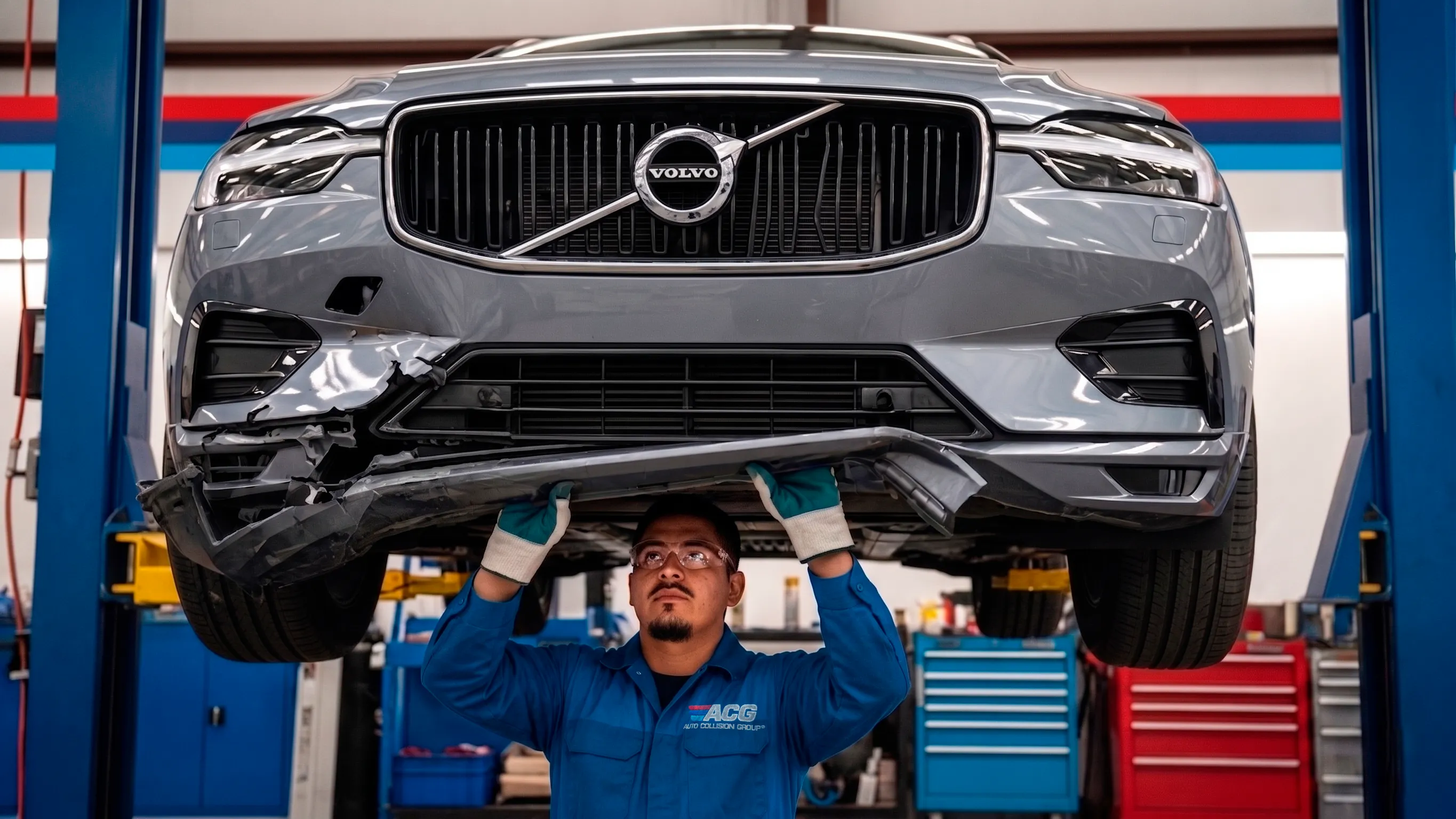 VOLVO approved repair equipment